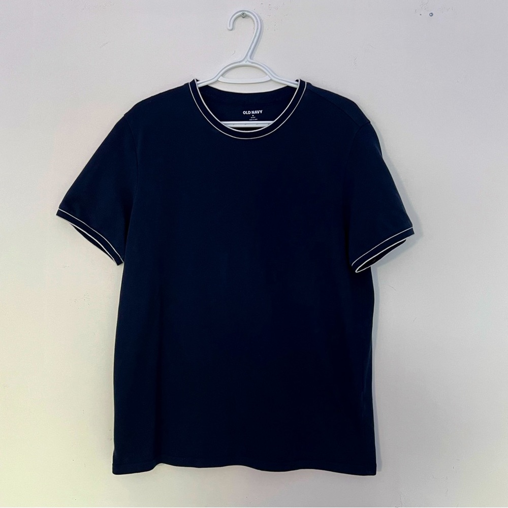 (M) Old Navy T-Shirt Go-Dry Navy White Lined